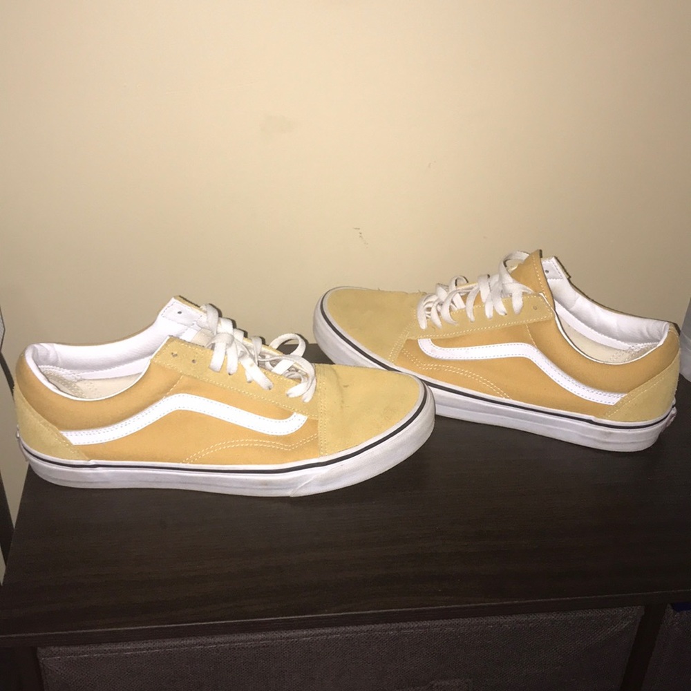 Yellow Vans old Skool skate shoe